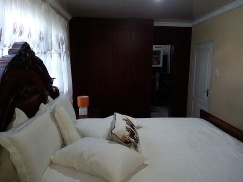 4 Bedroom Property for Sale in Aliwal North Eastern Cape